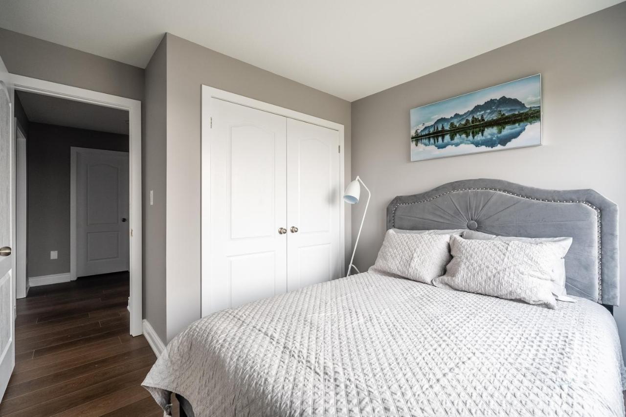 Modern Hamilton Homes Lake Ontario Shore By Globalstay 外观 照片